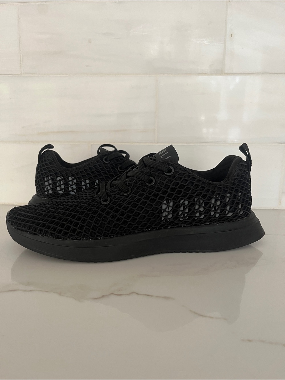 Nobull NEW Mesh Runner Womens Size 8 Black Gum Athletic Cross Training Shoes